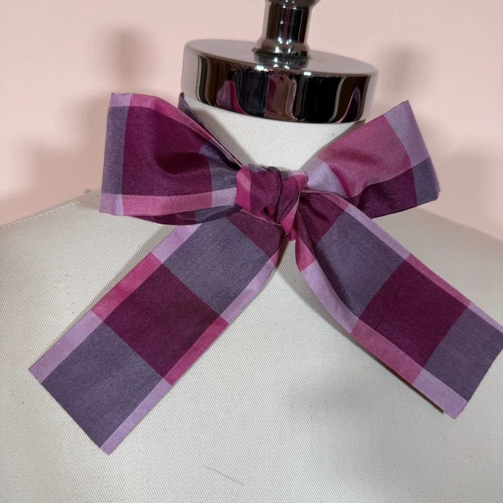Vintage 1980’s magenta purple preppy plaid skinny Silk bow neck scarf Twilly